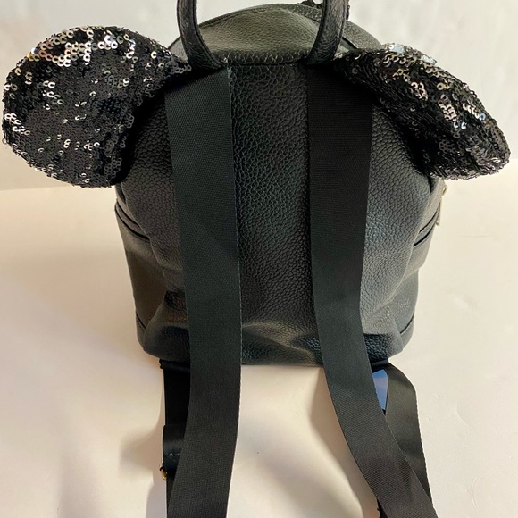 Disney Minnie Mouse backpack in black with sequin ears and bow.Adorable! - Picture 5 of 12